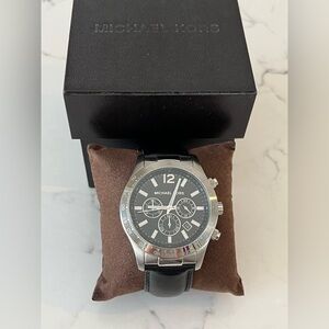 Michael Kors MK-8215 Men’s Chronograph Watch w/ Black Leather Strap